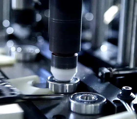 堅(jiān)持高精度智能制造